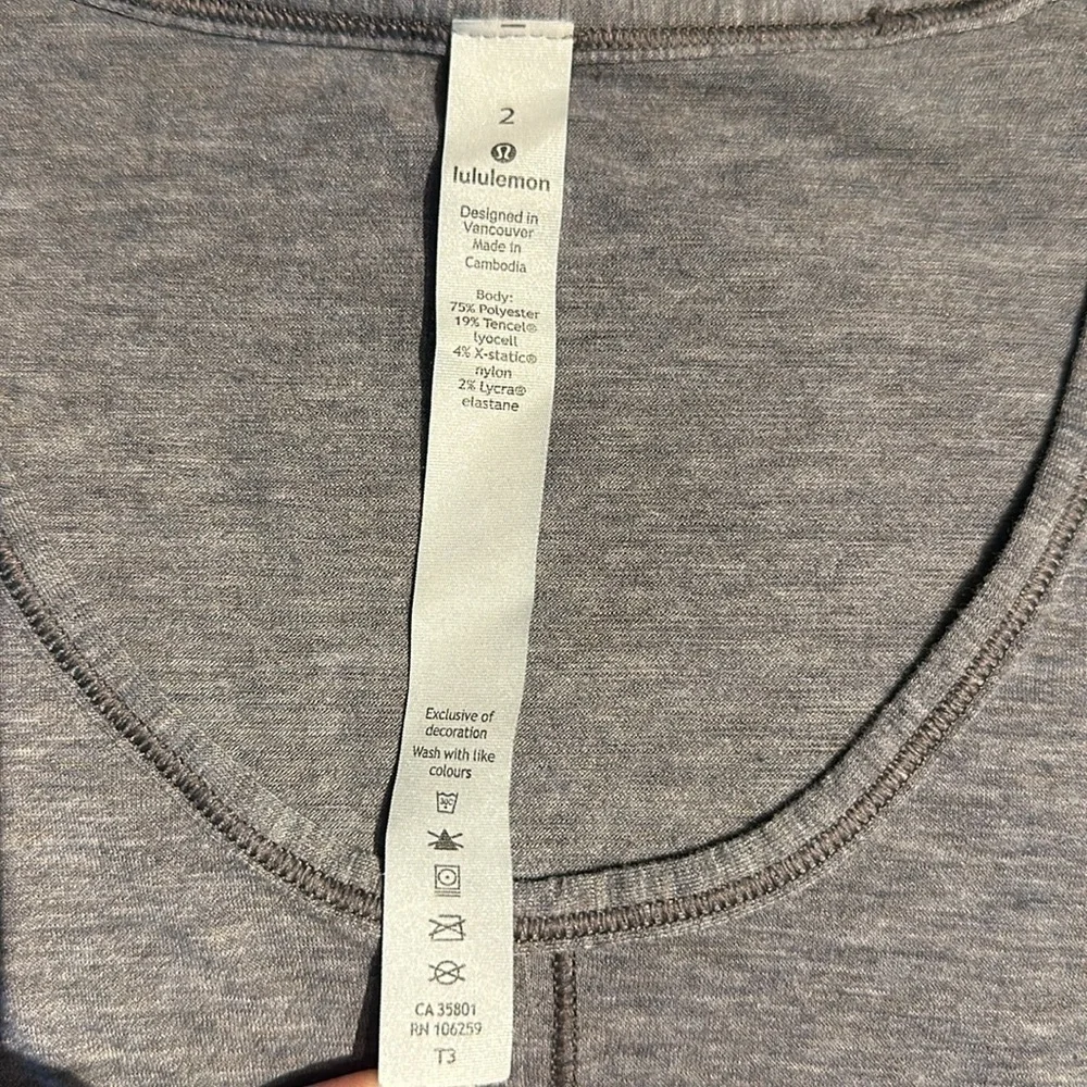 Lululemon Gray Women's Twist Front Top Size 2